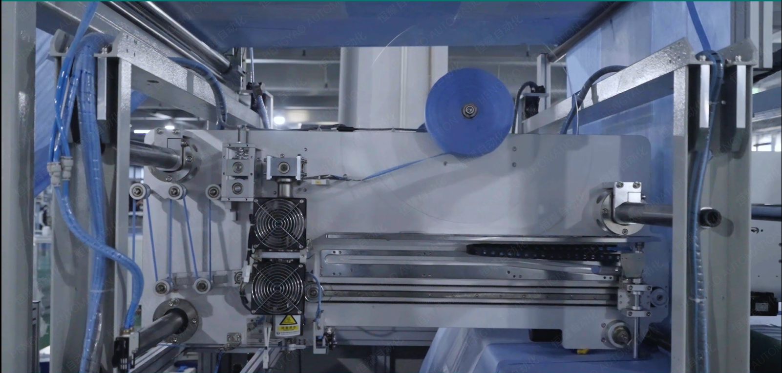 The Evolution of Surgical Gowns: From Cotton to Smart Manufacturing: A Medical Revolution